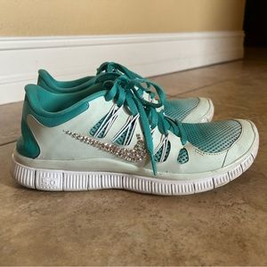 Nike Free Run 5.0 sz 8 with Nike with swarovski crystals